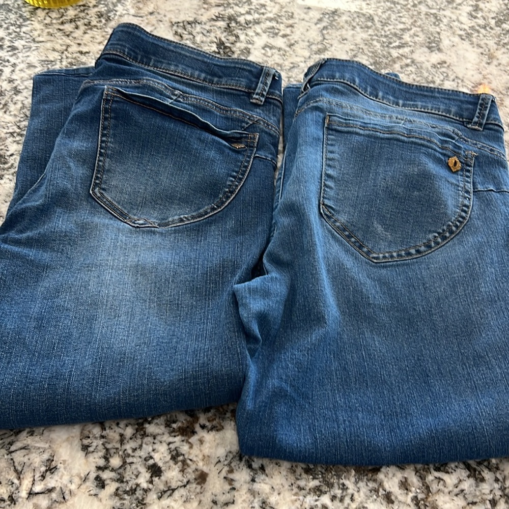 Bundle of 2 Democracy Jeans Size 12 Petite Cropped Capri